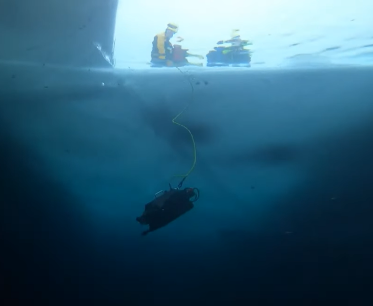 How FIFISH W6 ROV helps in underwater search and rescue missions | QYSEA.FIFISH Underwater Drone