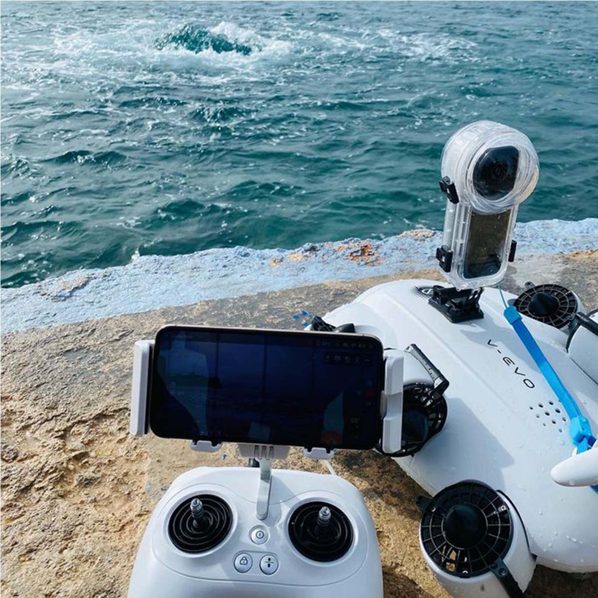 Dive into a whole new subsea perspective with Fifish Drone equipped with the fun Insta360 action camera