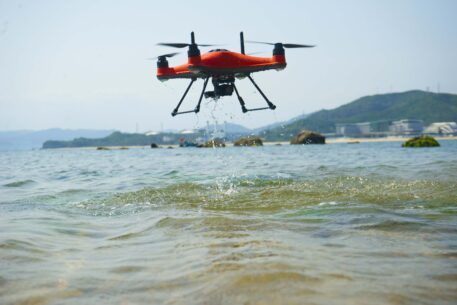 SplashDrone 4 - Multi-functional waterproof flight platform