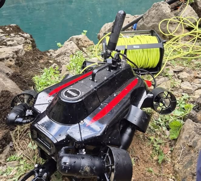 Explore more with QYSEA FIFISH W6's 300m Depth Capability!