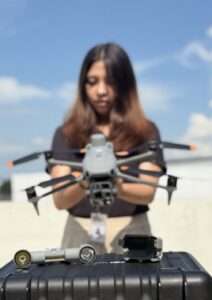 DJI Matrice 4 + AS1 Speaker + AL1 Spotlight